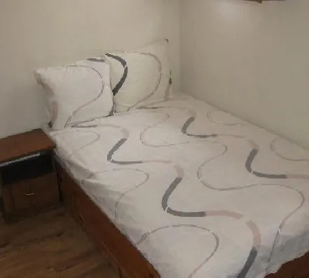 卡斯特尔酒店 3* 萨莫科夫